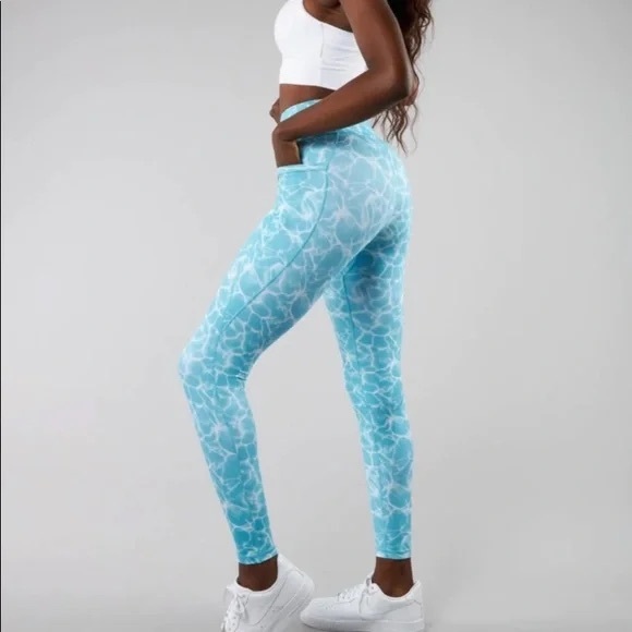 Buffbunny Collection Pants - Buffbunny Limitless Legging Reflection Print Aqua